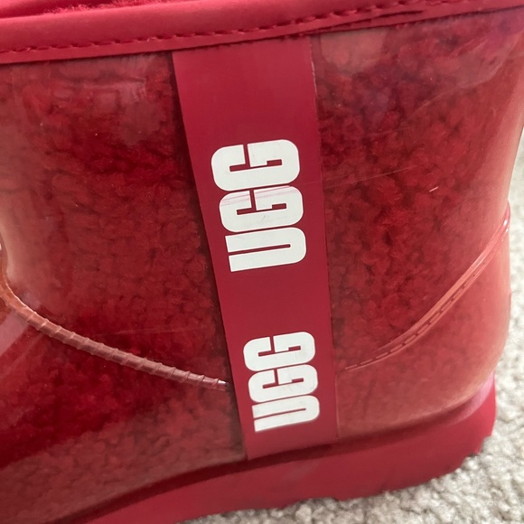UGG Red Boots Size 8 - Picture 1 of 4